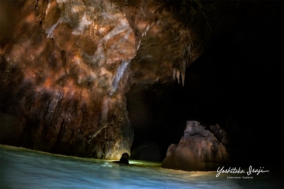 A large hall inside the cave at Shiramizu-no-Ike
