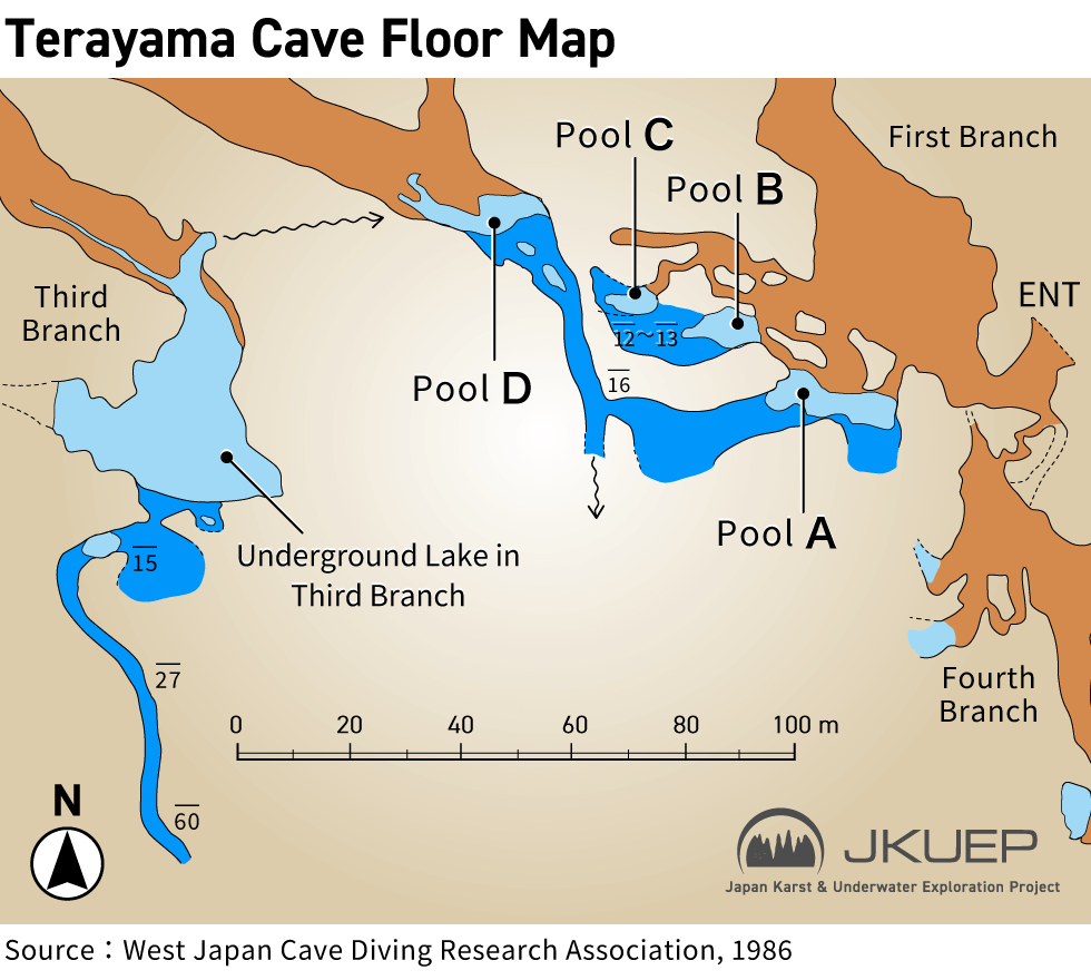 秋吉台の寺山の穴の地底湖内および水中の地図マップ