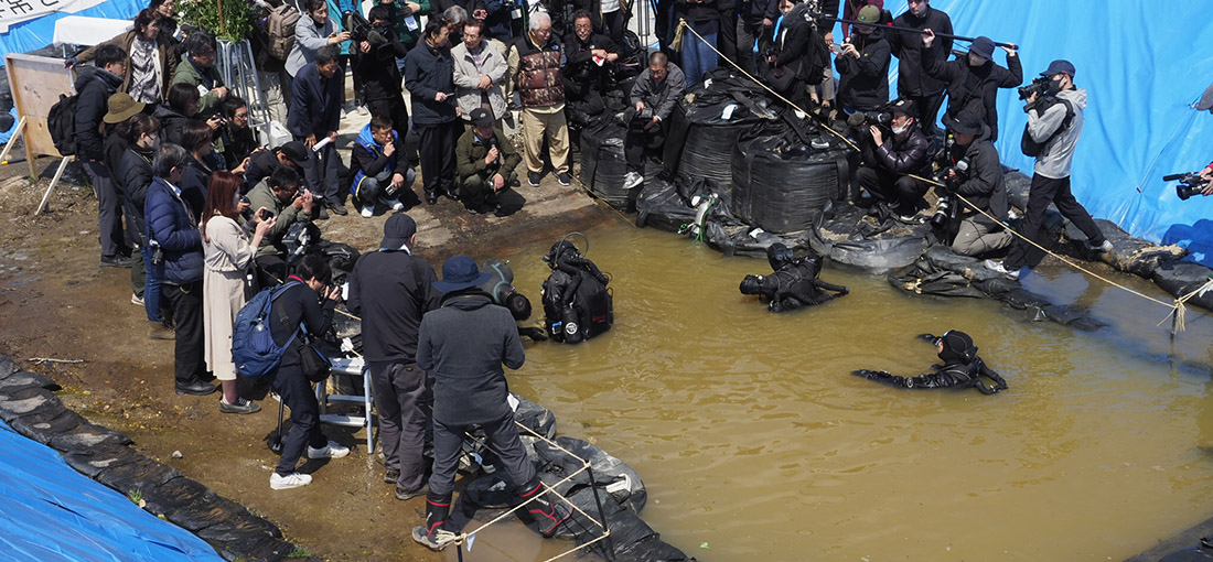 Expedition with Korean Divers