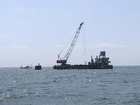 crane barge